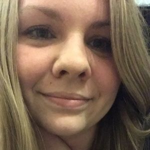 Meet your Posher, Kaitlyn